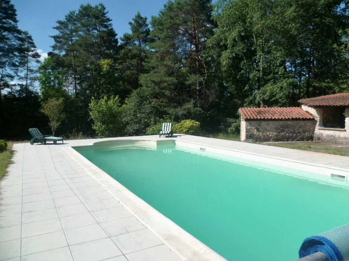 Chambres D'Hotes Le Vignaud บร็องโทม ภายนอก รูปภาพ